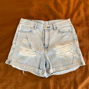 New AE Distressed Mom Jean Short